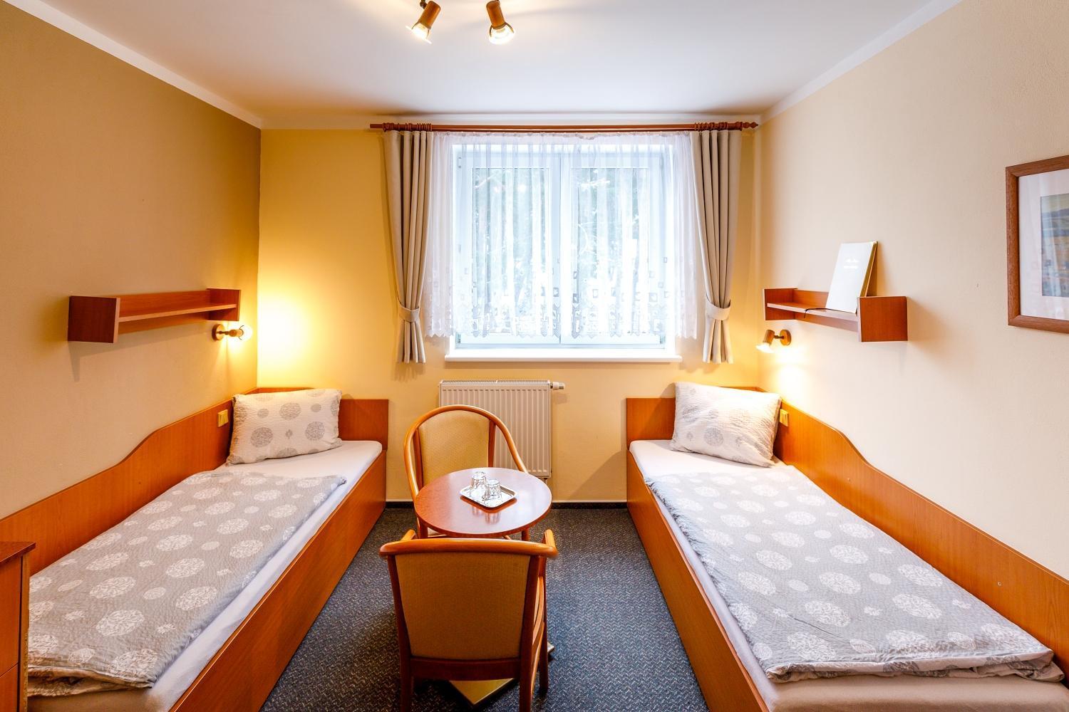 Hotel Jitrenka กอนสตันติโนวี ลาซเย ภายนอก รูปภาพ