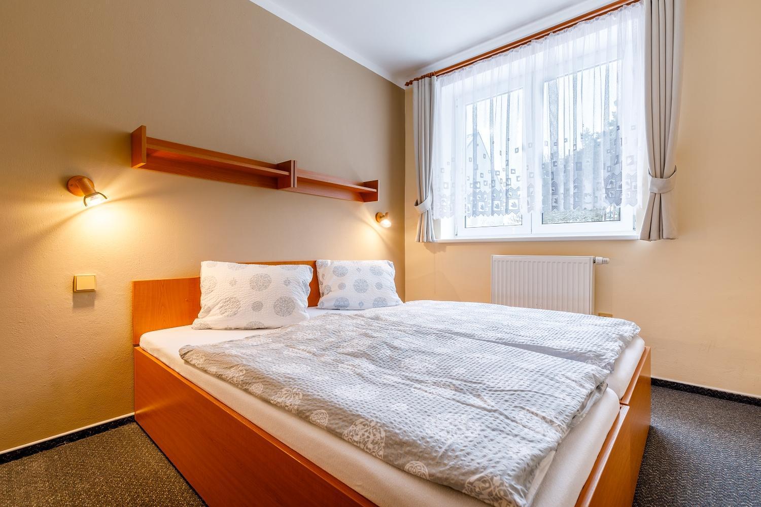 Hotel Jitrenka กอนสตันติโนวี ลาซเย ภายนอก รูปภาพ